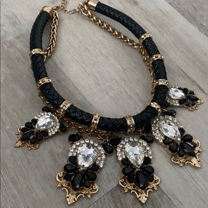 statement necklace